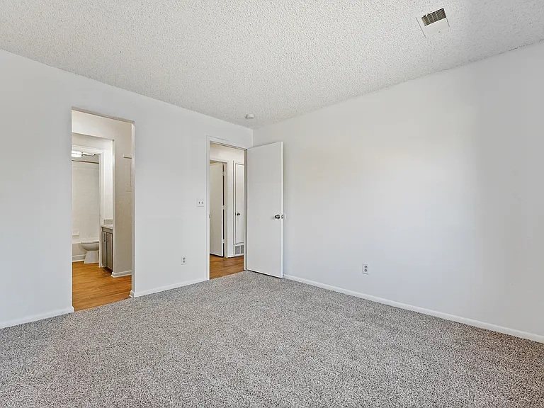 ReNew Foothills — Photo 20