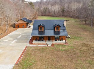 325 Sinking Rd, Argillite, KY 41121