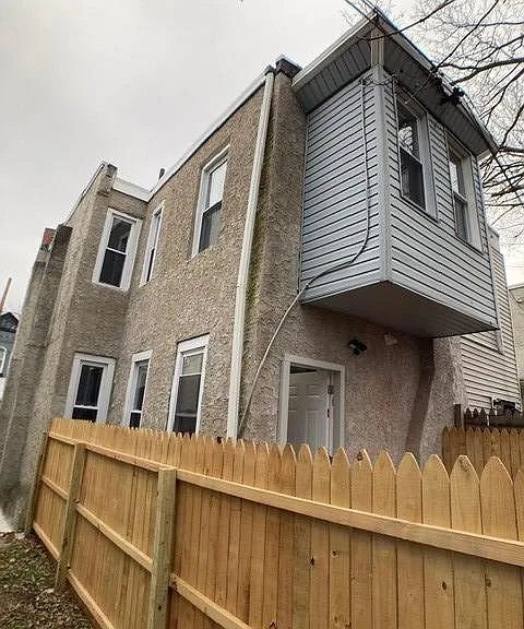 758 N Dekalb St — Photo 7