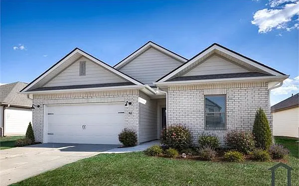 302 Allene Way — Photo 2