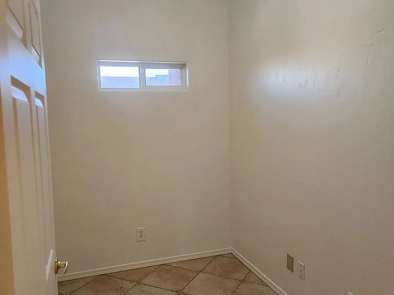 526 S Clubhouse Ln — Photo 29