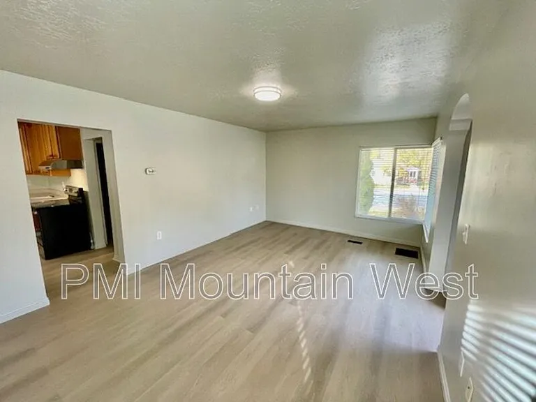 2903 Harrison Blvd — Photo 9