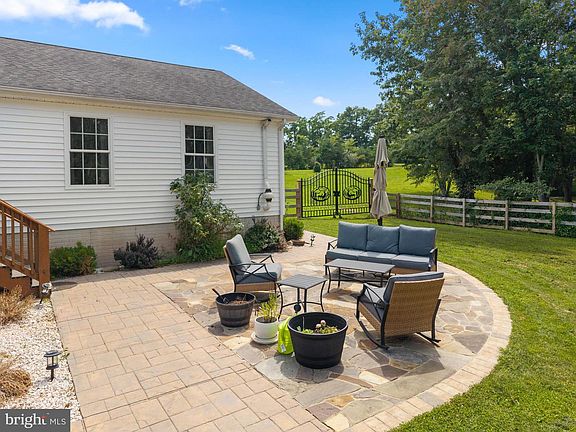 5th image of 274 Harry Hiett Ln