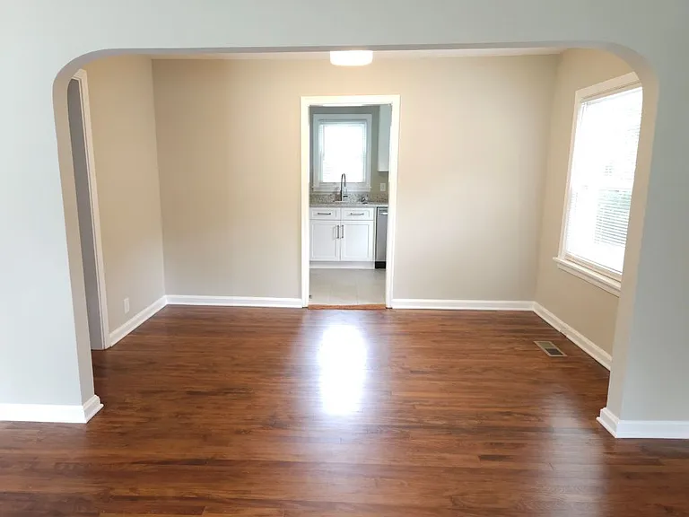 1006 Murfree Ave — Photo 4