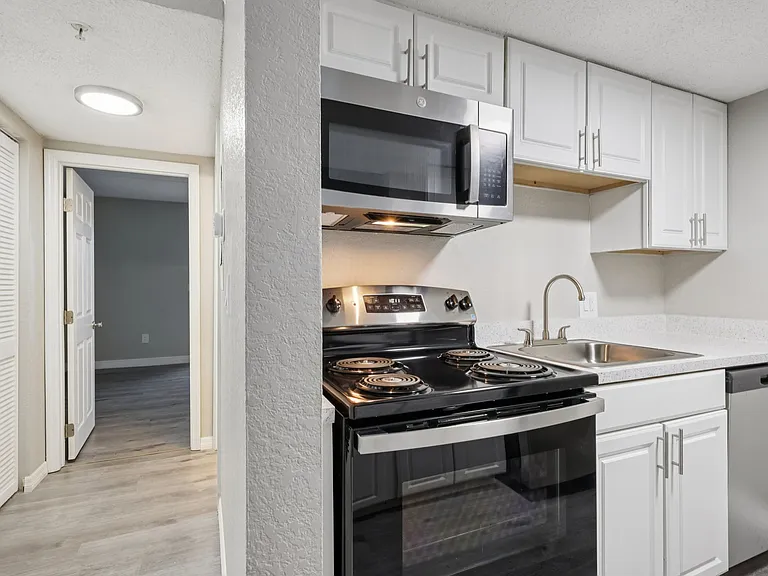 Serenity Lake Apartments — Photo 49