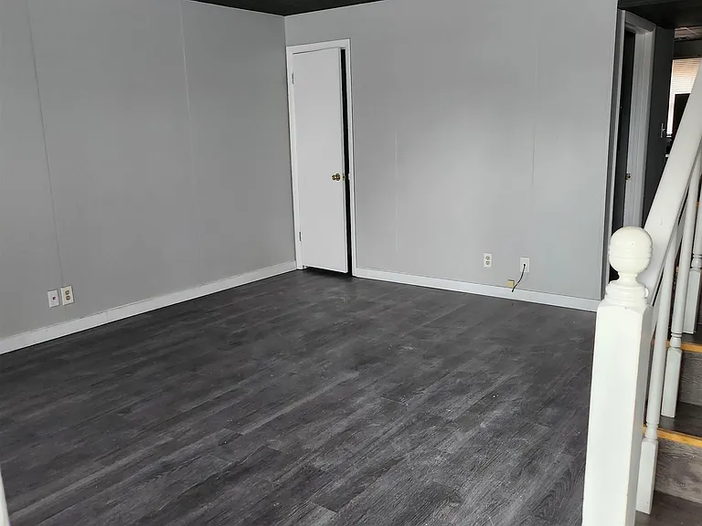 300 Carolina B11 Ave — Photo 10