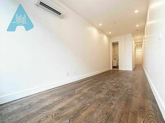 2nd image of 289 Bushwick Ave #3R