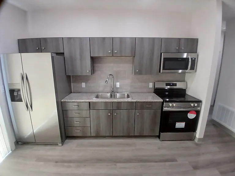 501 Thompson St #1 — Photo 1