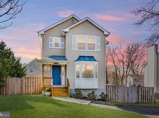 8375 1st Ave, Vienna, VA 22182