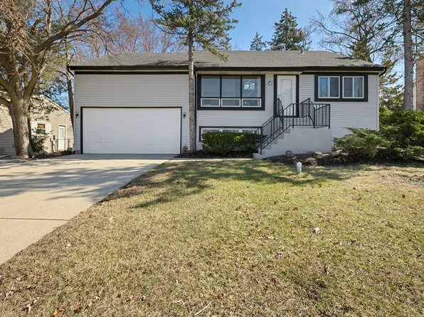 736 Clohesey Dr, Buffalo Grove, IL 60089