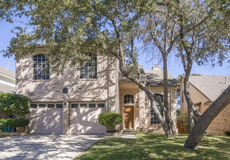 13711 Chittim Woods — Photo 1