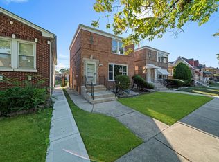 10047 S Calumet Ave, Chicago, IL 60628