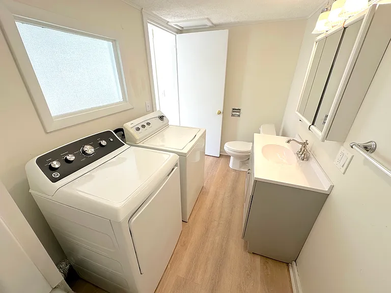 455 Main St #101 — Photo 7