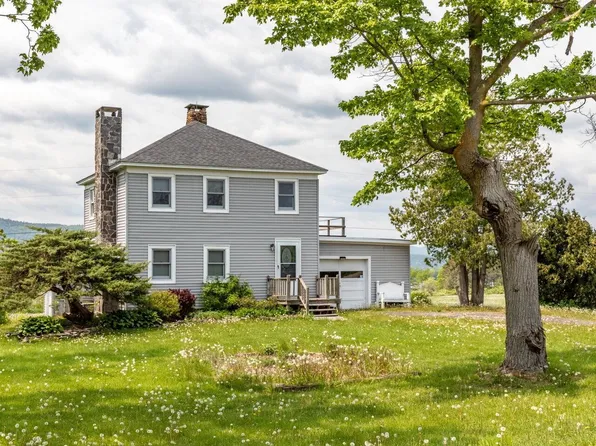 1712 Lake Street, Bridport, VT 05734