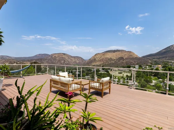 6623 Hemingway Dr, San Diego, CA 92120