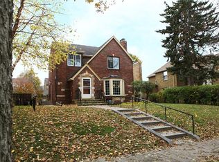 1680 Eleanor Ave, Saint Paul, MN 55116