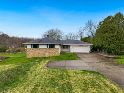 19156 Howe Rd, Strongsville, OH, 44136