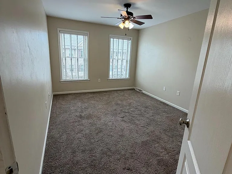 6312 Creekbend Dr — Photo 14