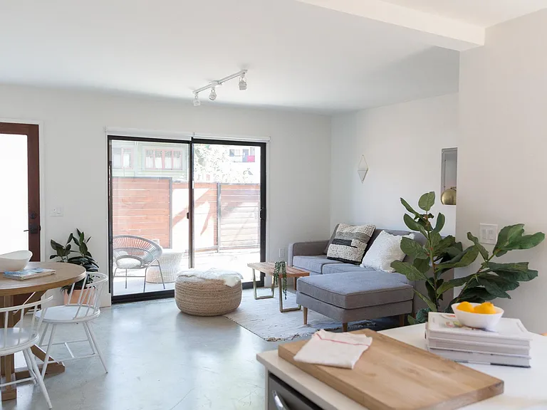 5525 Media Dr #1 — Photo 9