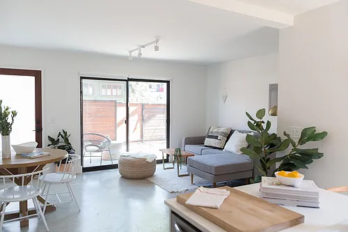 5525 Media Dr #2 Photo 1