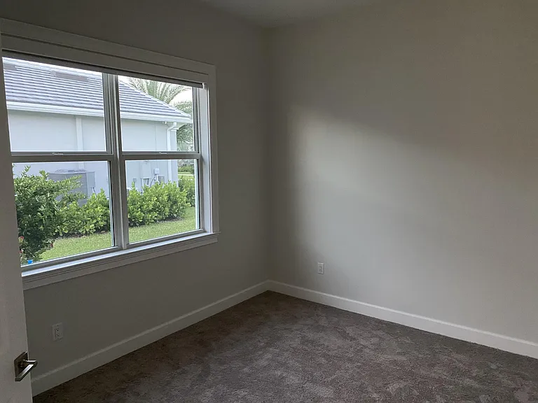 4685 Estates Cir — Photo 30