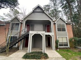 2401 Sycamore Ave