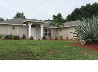 1421 NE 33rd Ln, Cape Coral, FL 33909