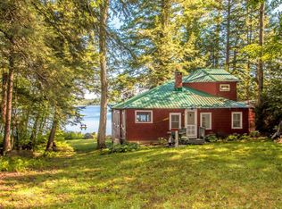 4 Moonstruck Dr, Fryeburg, ME 04037