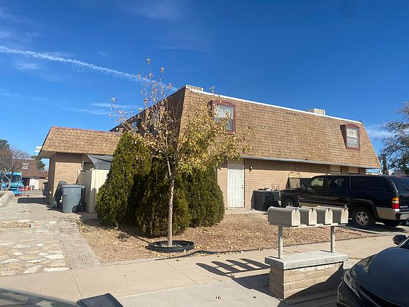 2nd image of 10811 Hubbard Ct