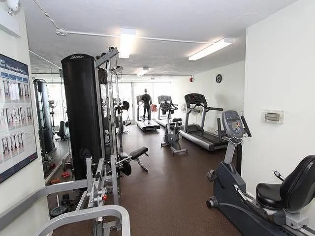 6033 N Sheridan Rd #24M — Photo 17