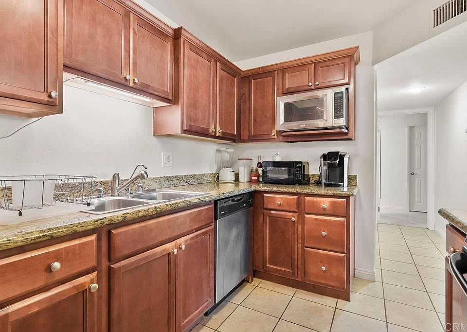 1st image of 550 Graves Ave Unit 27