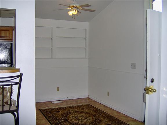 5th image of 10921 Carnegie Dr