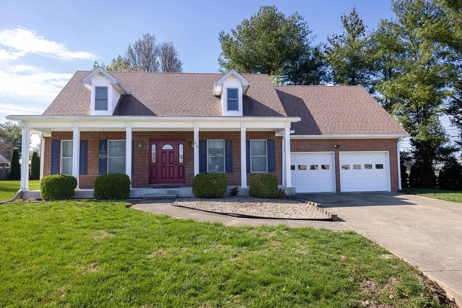 410 Brook Ct photo 1