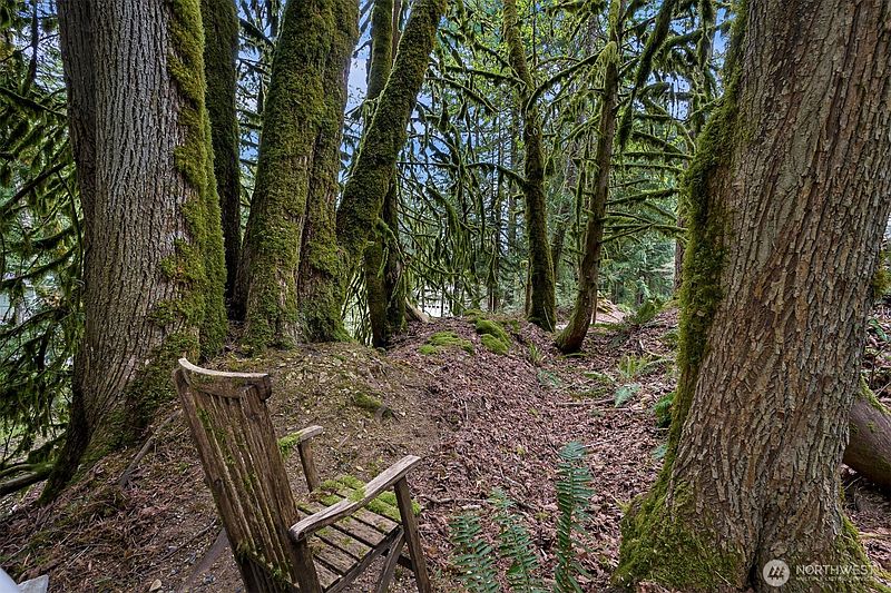4th image of 2 Indian Ridge Court