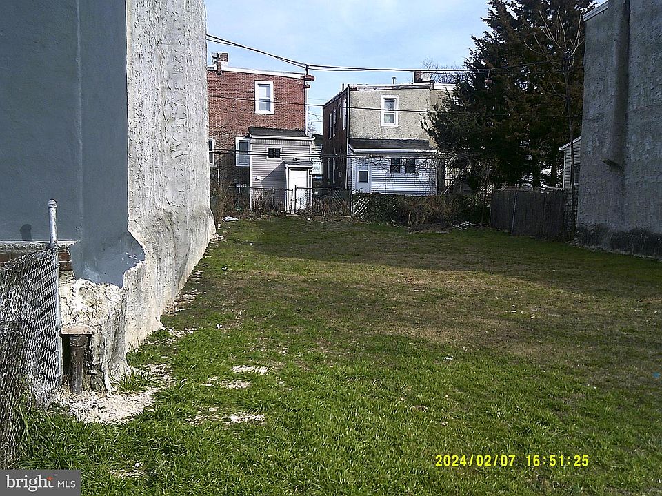2nd image of 1545 N Robinson St