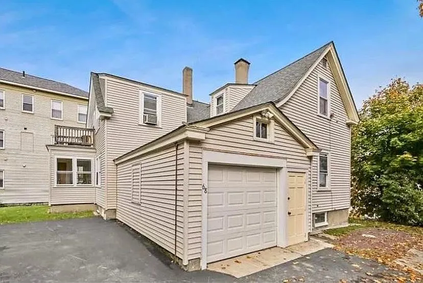 68 Plantation St #1
