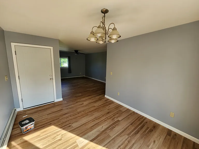 66 Dill St — Photo 7