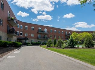 44 Loomis St APT 308A, Malden, MA 02148