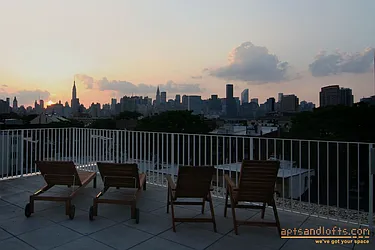Sold by aptsandlofts.com
