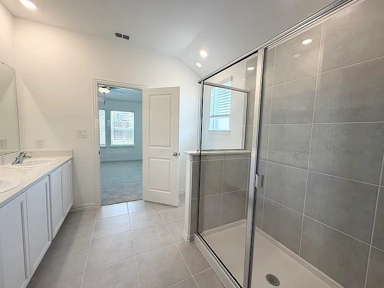 2608 Glacier Rd — Photo 15