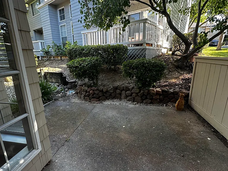 301 Warmcastle Ct — Photo 10