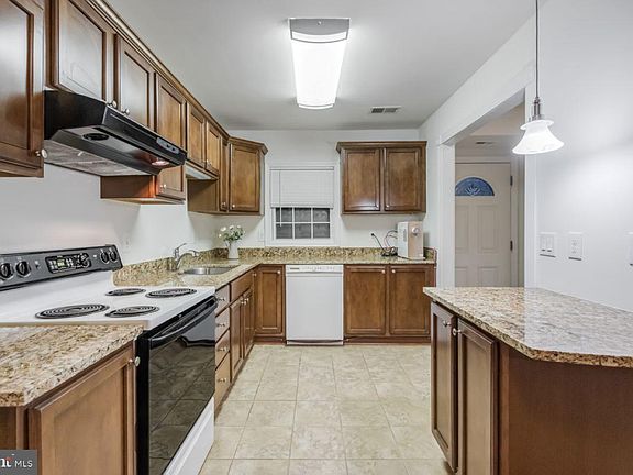 4th image of 14406 Turin Ln