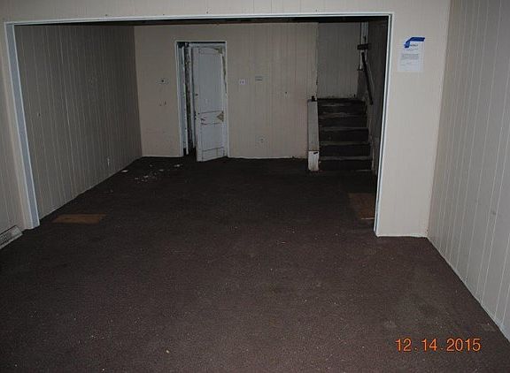 3rd image of 841-843 Heyl Ave
