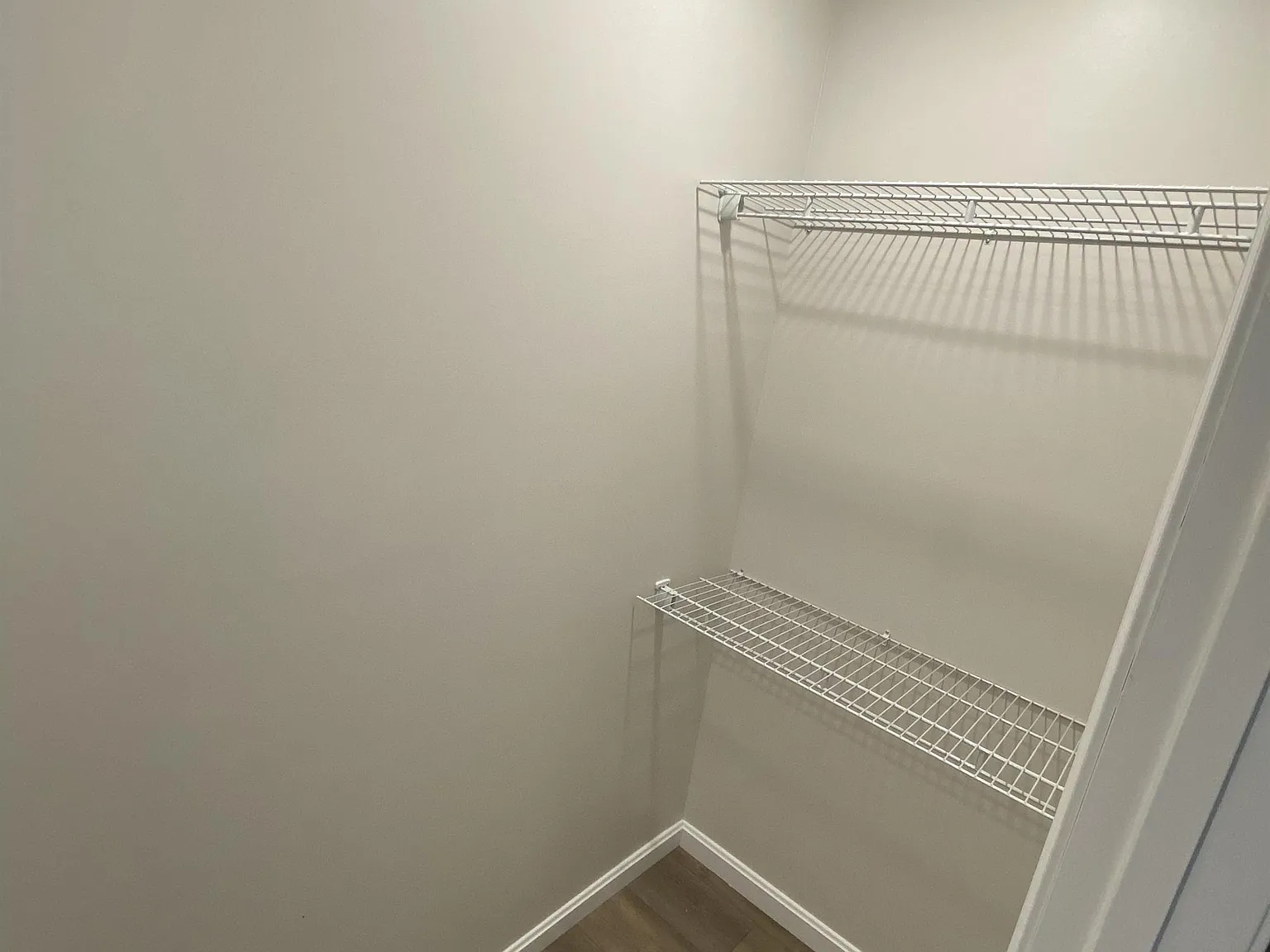 200 Parkers Loop - 1 — Photo 3