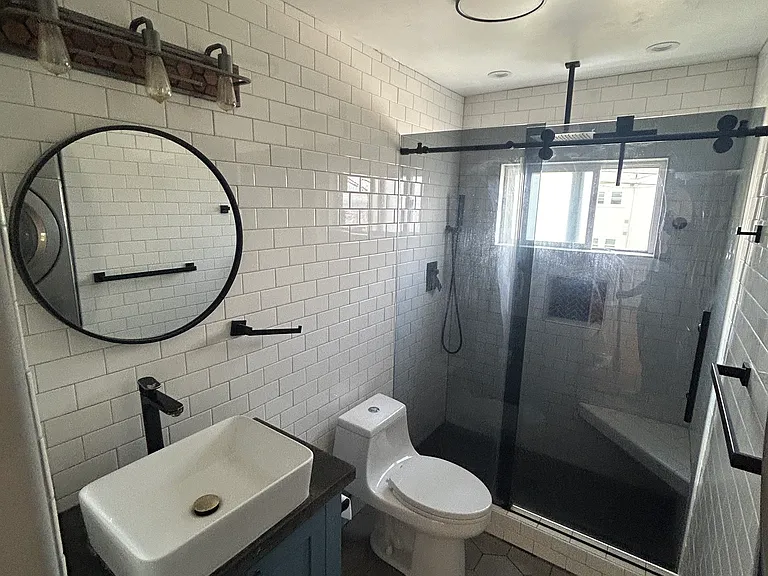 3007 Columbia St — Photo 19