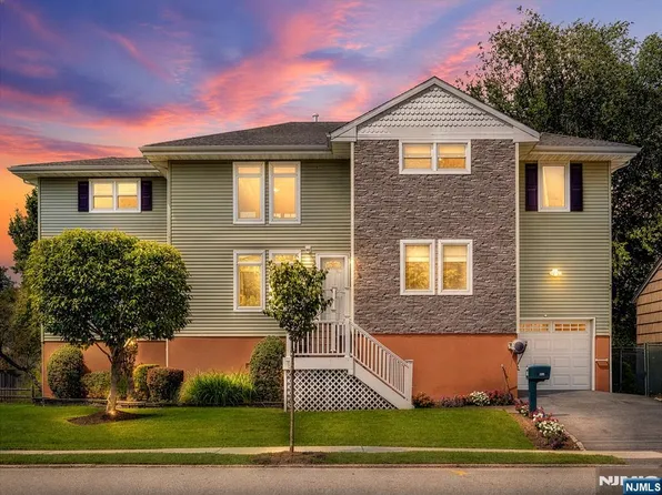 376 Riverside Ave, Rutherford, NJ 07070