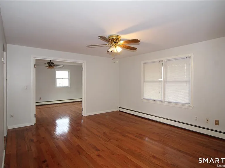 135 Ridgeley Ave — Photo 5