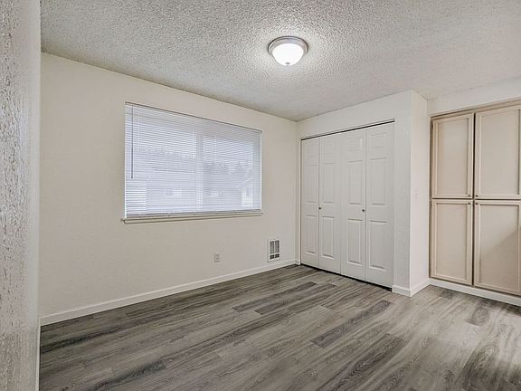 3rd image of 1028 Cedar Ave APT C