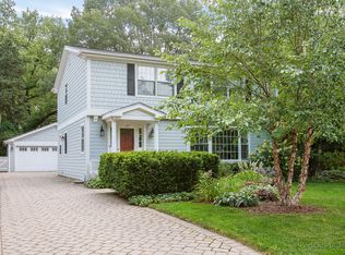 187 Brandon Ave, Glen Ellyn, IL 60137