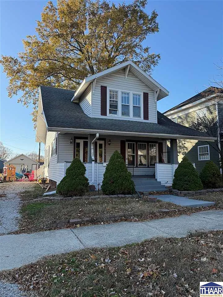 404 N Main St photo 1